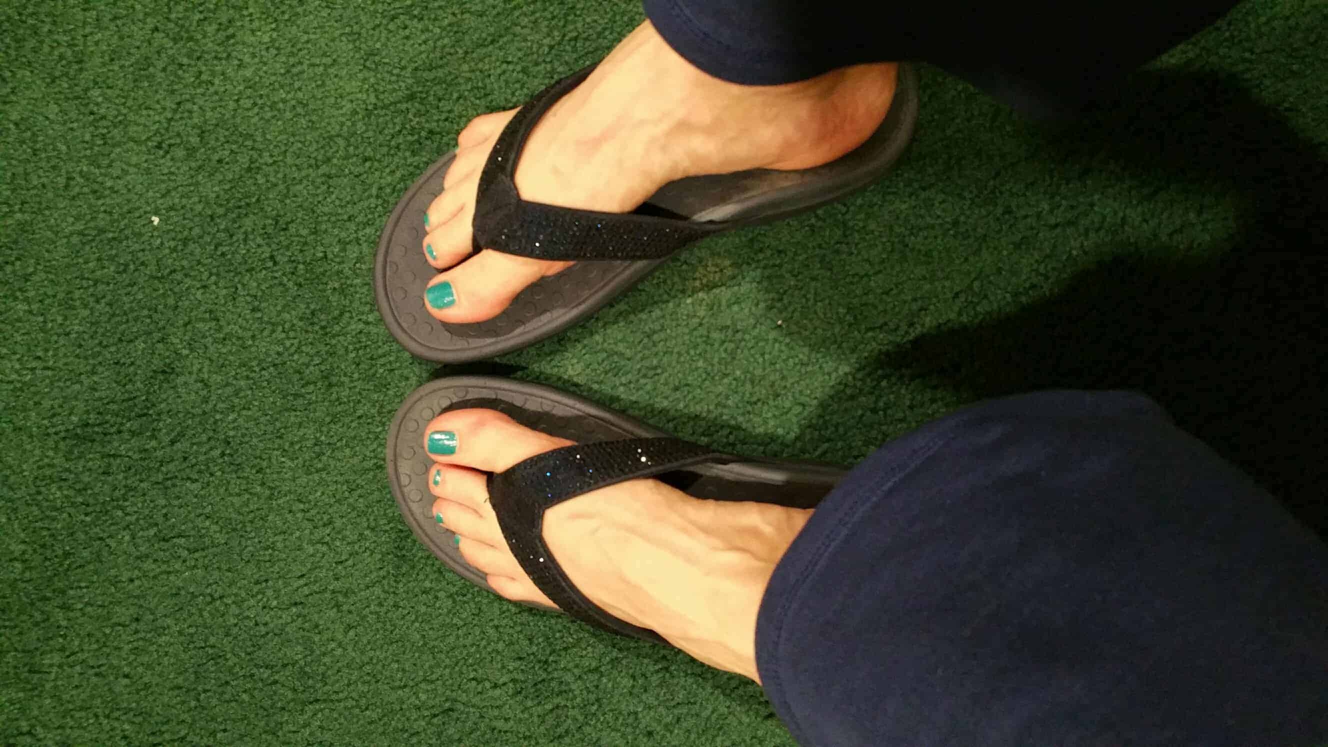 crocs slippers amazon