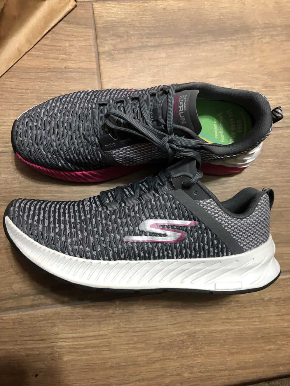 skechers go run vs nike free